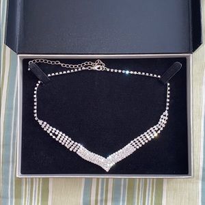 Beautiful Necklace for Evening Wear - Never Worn